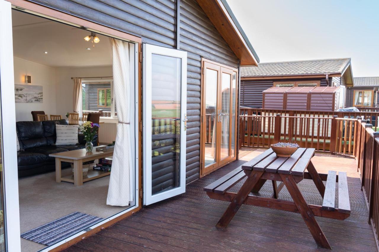 Finest Retreats - Serendipity Lodge Torpoint Buitenkant foto