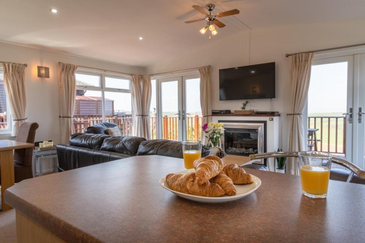 Finest Retreats - Serendipity Lodge Torpoint Buitenkant foto