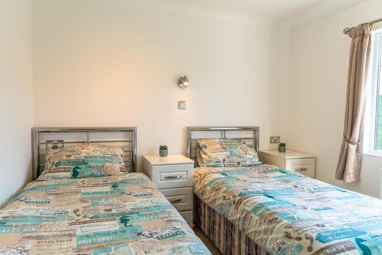 Finest Retreats - Serendipity Lodge Torpoint Buitenkant foto